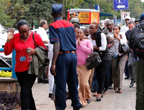 케니아 나이로비 경찰과 악당 총격전 39명 사망 150여명 부상17 인민넷 조문판 人民网