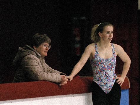 Tonya Whatever Happened To Tonya Harding The Figure Skater Now Has A Penchant For Offbeat