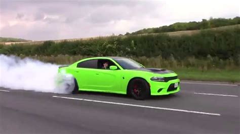 Dodge Charger Hellcat Insane Burnout And Accelerations Youtube