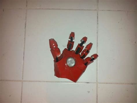 All models of iron man's suits have had repulsors integrated within the palms. Iron Man Repulsor Hand Light Help! | Iron man, Iron