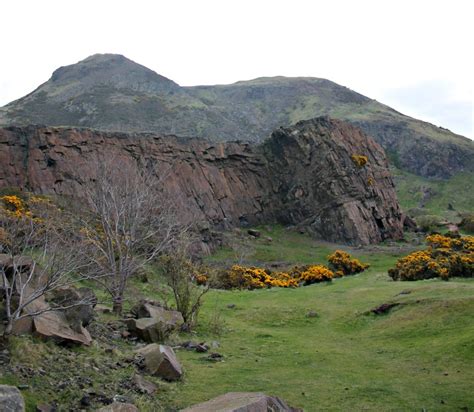 Check spelling or type a new query. A Short Hike to Arthur's Seat Provides the Best Views in ...