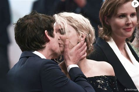 Niels Schneider Virginie Efira - Virginie Efira et Niels Schneider : Tendres baisers après l'incident à