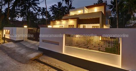 Minimal Home Kayamkulam Gate Kerala House Design House Architecture