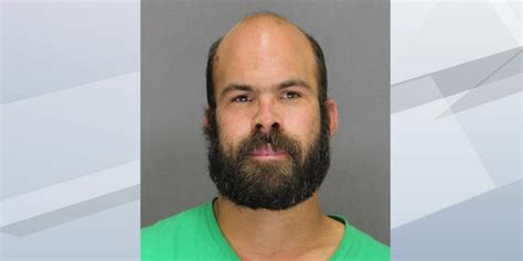 32 Year Old Man Walks Across States To Have Sex With 14 Year Old Girl He Met Online Did That