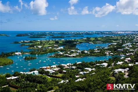 Auf den bermudas sollte man genügend kleidung parat haben. Bermuda Kitesurfen - Kitereisen ins Bermuda Dreieck