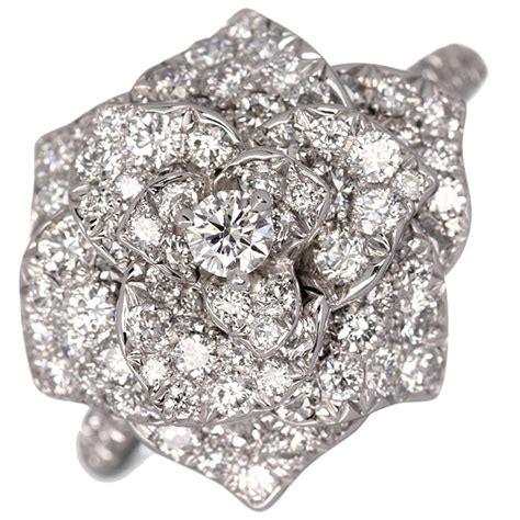 ピアジェ リング ローズ K18WGホワイトゴールド ダイヤモンド1 56ct リングサイズ51 PIAGET 指輪 ジュエリー楽ギフ 包装