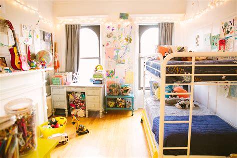 Place small toys like blocks, puzzles, and dolls in totes on a low bookshelf or put large stuffed animals in a duffel bag in the corner of the room. small space living: tips for kids bedroom! - Love TazaLove ...