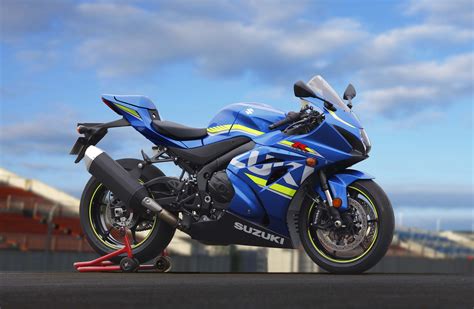 Video 2016 Suzuki Gsx R 1000 In Detail