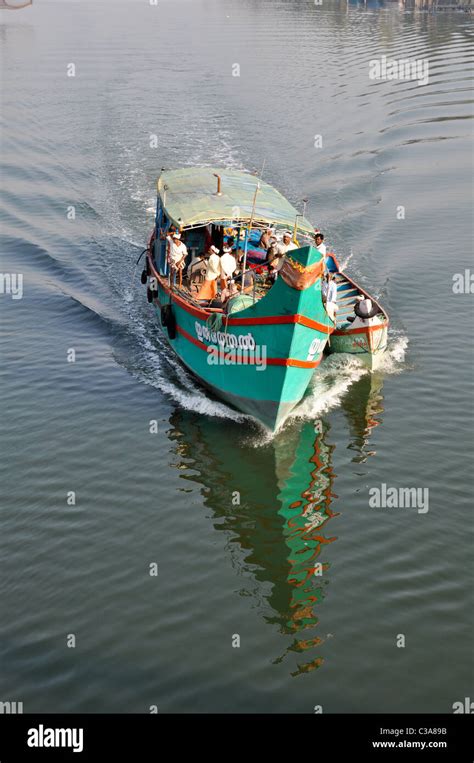 India Kerala Backwaters A Traditional Rice Boat Stock Photo Alamy