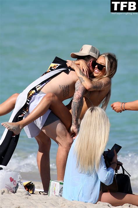 Johnny Manziel Hits The Beach With A Bikini Clad Blonde Woman In Miami 24 Photos Thefappening