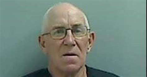 Convicted Paedophile Shopped Himself To Police After Visiting Male Porn