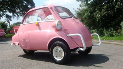 The motocoupé is based on a design from the italian manufacturer iso rivolta and is known as a bubble car. eBay watch: Fully-restored BMW Isetta 300 Saloon bubble ...