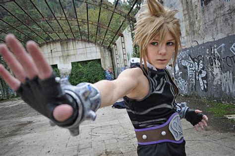 Cloud Strife By The Final Distance On Deviantart