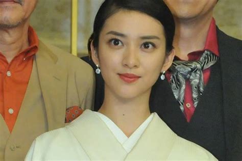 Pixiv is an illustration community service where you can post and enjoy creative work. 武井咲が第1子出産!早くも浮上するママ系CMの熾烈な争奪戦 ...