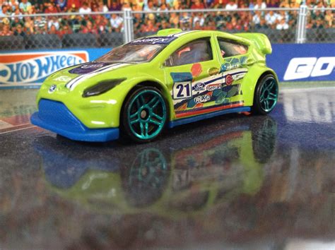 Julians Hot Wheels Blog 12 Ford Fiesta 2015 Road Rally