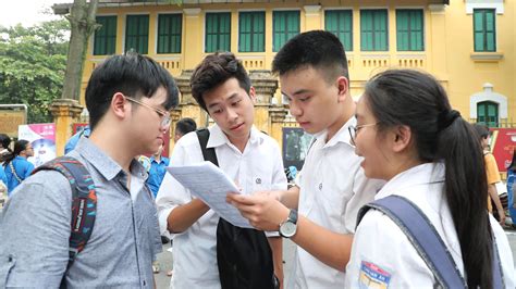 Trong đó, môn giáo dục công dân và tiếng anh có nhiều điểm tuyệt đối nhất. Yên Bái chính thức công bố điểm thi tốt nghiệp THPT năm ...