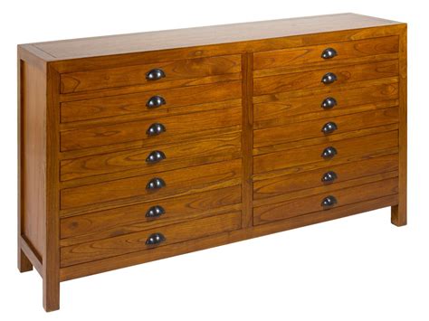 O armário lateral é fabricado em madeira de teca maciça, o que o torna muito durável e. Cómoda aparador colonial rústica de madera de mindi con 14 cajones