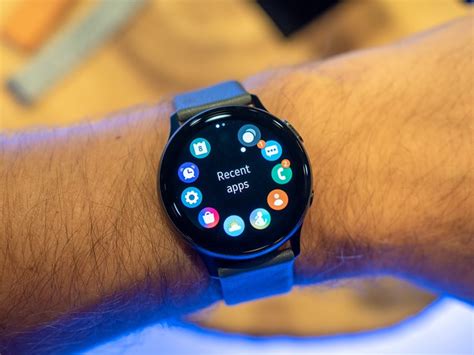 Samsung galaxy watch active2 watch. Galaxy Watch Active 2 vs. Fossil Sport: Which should you ...