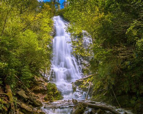 10 Of The Best Waterfall Hikes In The Great Smoky Mountains