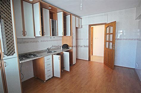 A hair dryer and bath sheets are also provided. 3 Bedroom Apartments in Istanbul with Cheap Price ...