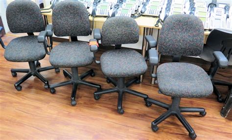Mesh task chairs offer modern seating for your business or home office. Qty 4 Rolling Office Desk Chairs w/ Arm Rests on Wheels ...