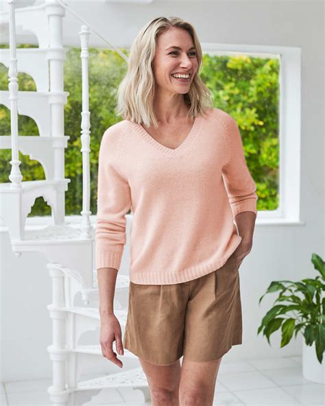 Pale Peach Cashmere Lofty V Neck Sweater Pure Collection