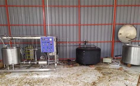 Stainless Steel Mini Dairy Plant Capacity 300 Liter Per Hour At Rs