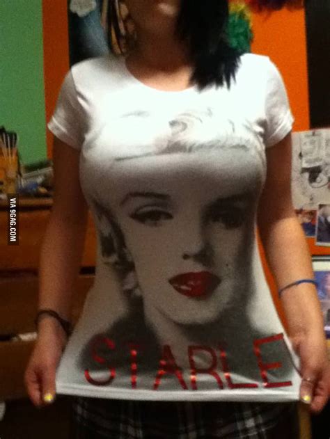 she can t wear graphic shirts 9gag
