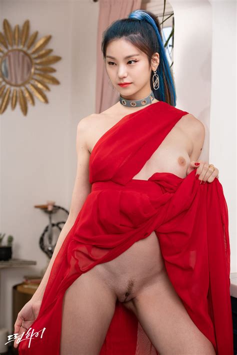 Itzy Yeji Nude Fake Cfapfakes Korean Nude Fakes Sexiz Pix Sexiz Pix