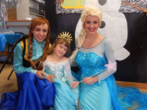 The Special Guests Arrived At The Party Anna And Elsa Credits To