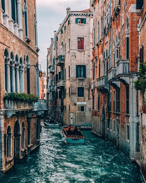 Venice Daily Scenes Davideor Places To Travel Travel Aesthetic