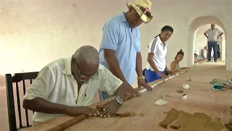 Worlds Longest Cigar Rolled In Cuba The Washington Post