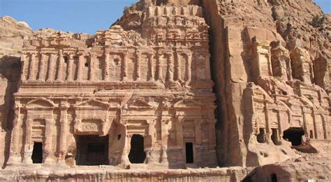 Petra W Jordanii Miasto Wykute W Skale Turystyczne Propozycje