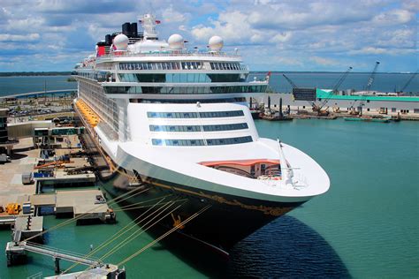 Filedisney Cruise Ship Tied Up At The Disney Terminal Port Canaveral