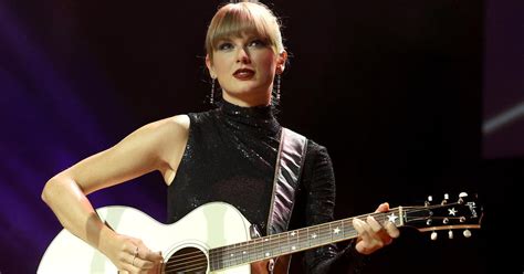 Taylor Swift Speaks Out About Excruciating Ticketmaster Debacle Cbs