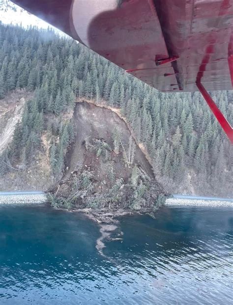 Dramatic Photo Shows Lowell Point Landslide Must Read Alaska