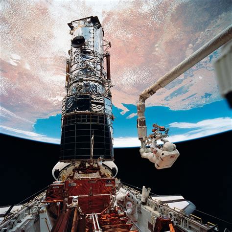 Hubble Space Telescope In Safe Mode After Gyro Failure