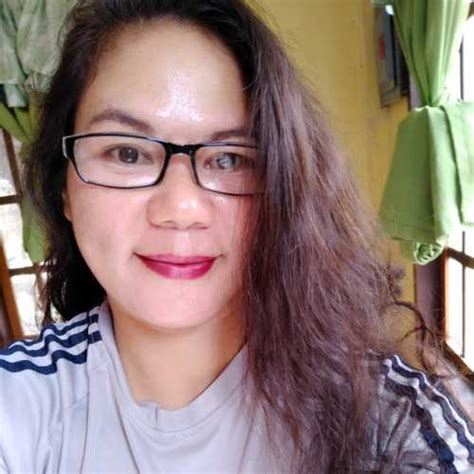 Meet Calumpang Women For Dating And Chat Trulyfilipino