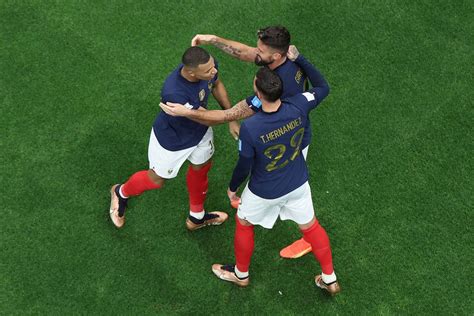 Gds Giroud And Theo Hernandez Dreaming Of Sundays World Cup Final
