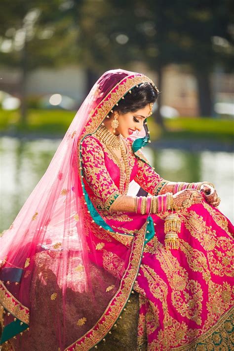 It's a set of 16 pieces, which every bride must wear at her wedding day from be ready that indian wedding dresses for bride's sister or the groom's sister will be more intricate than the ones of wedding guests. 177b9c91d7395dea3807915163acb677.jpg (736×1104) | Indian ...