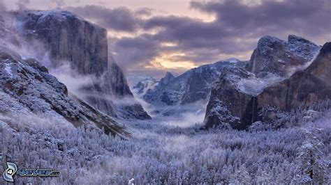 Parco Nazionale Yosemite Nevoso