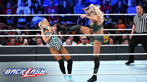 Charlotte Brings A Relentless Offense Against Carmella Wwe Backlash