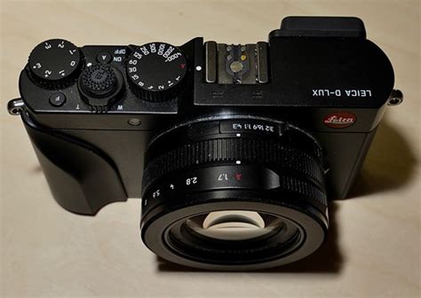 Leica d lux 109 vs fuji x100t. Typ 109 (D-LUX) with Richard Franiec's grip installed ...