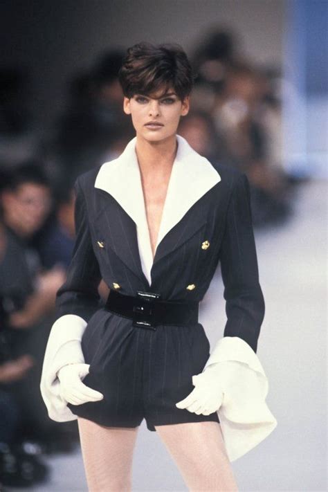 Chloé Spring 1991 Rtw In 2022 Fashion Linda Evangelista Chloe