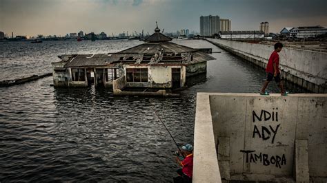 Jakarta Is Sinking So Fast It Could End Up Underwater The New York Times