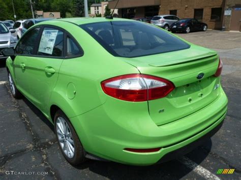 Green Envy 2014 Ford Fiesta Se Sedan Exterior Photo 83433250