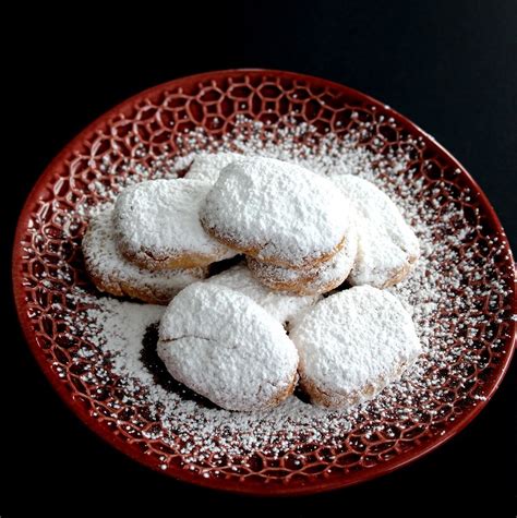 There are many almond flour recipes that will have you running for this type of meal just to try out the blissful goodness. 2014 Christmas Cookie, #7 - Italian Almond Cookie | Italian almond cookies, Almond meal cookies ...