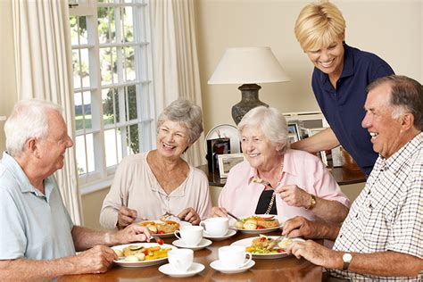 Tips For Touring Assisted Living Communities A Place For Mom Food
