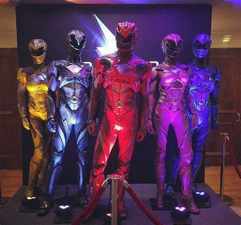 first look the new power rangers suits have been revealed and they are face meltingly awesome