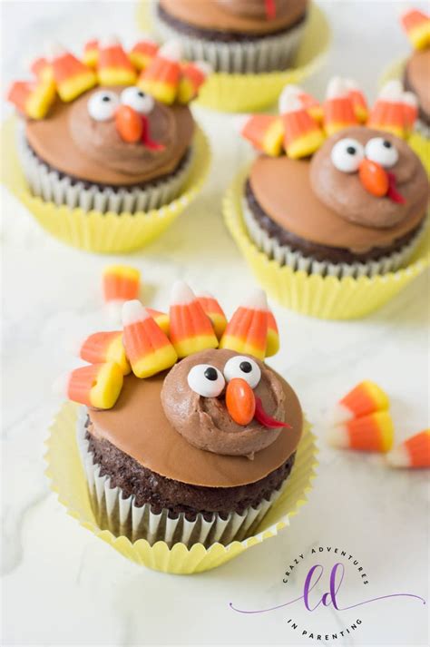 Cupcake stands aren't just for baby shower cupcakes! Turkey Cupcakes Recipe | Crazy Adventures in Parenting